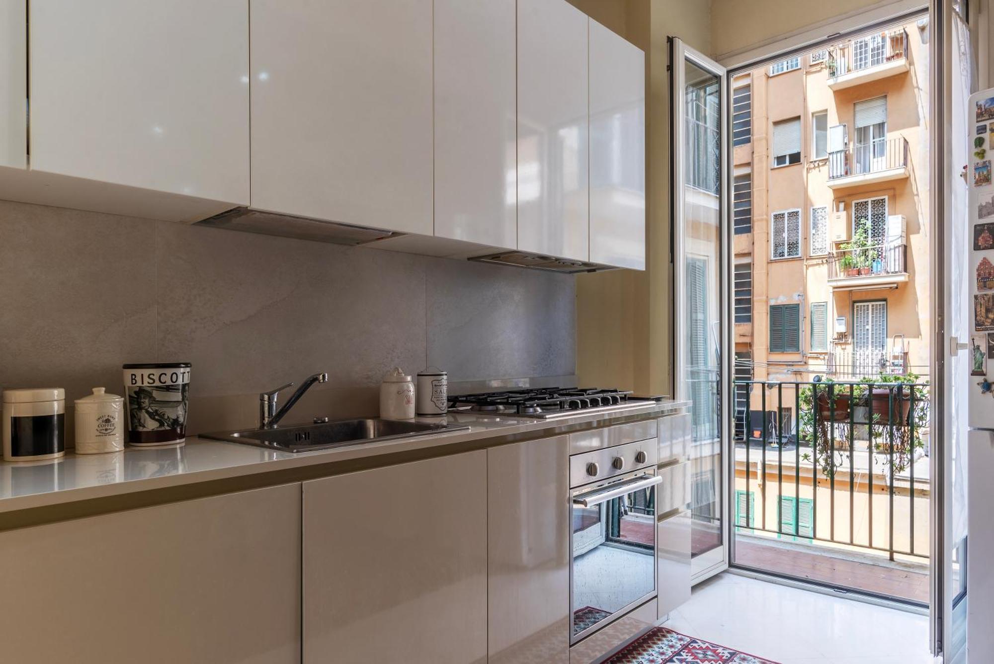 Apartment San Giovanni Huge Rom